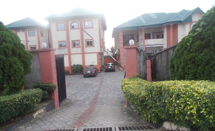 Franphinas Suites & Hotels